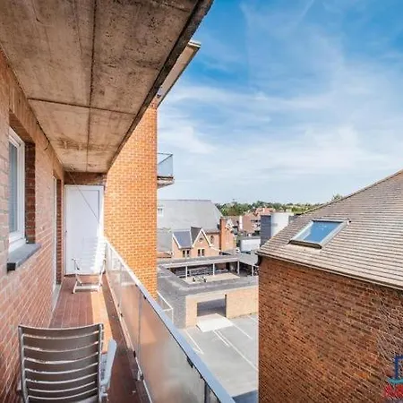 Appartement place Léopold 1er à la panne à 100m de la plage Extérieur photo