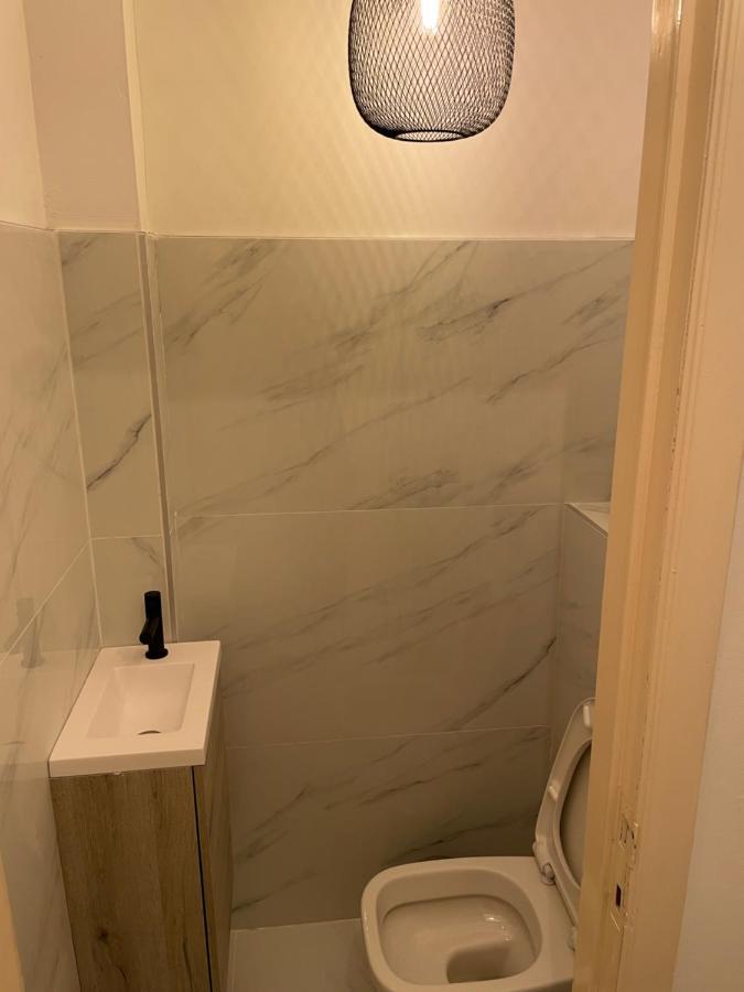 Appartement Place Leopold 1er A A 100m De La