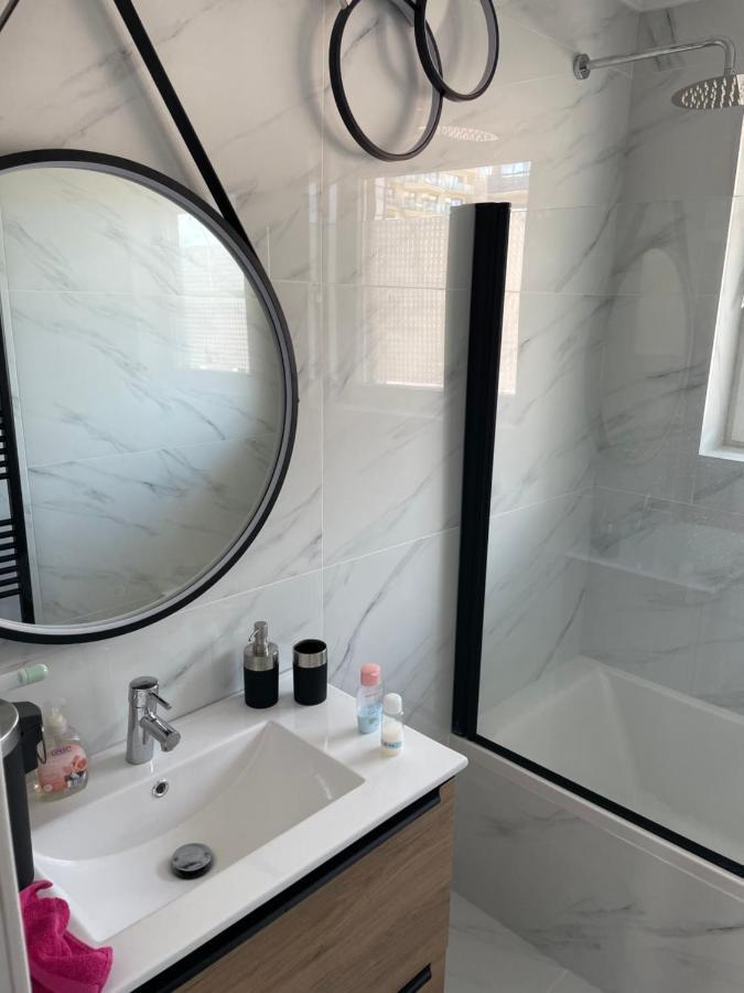Appartement Place Leopold 1er A A 100m De La De Panne